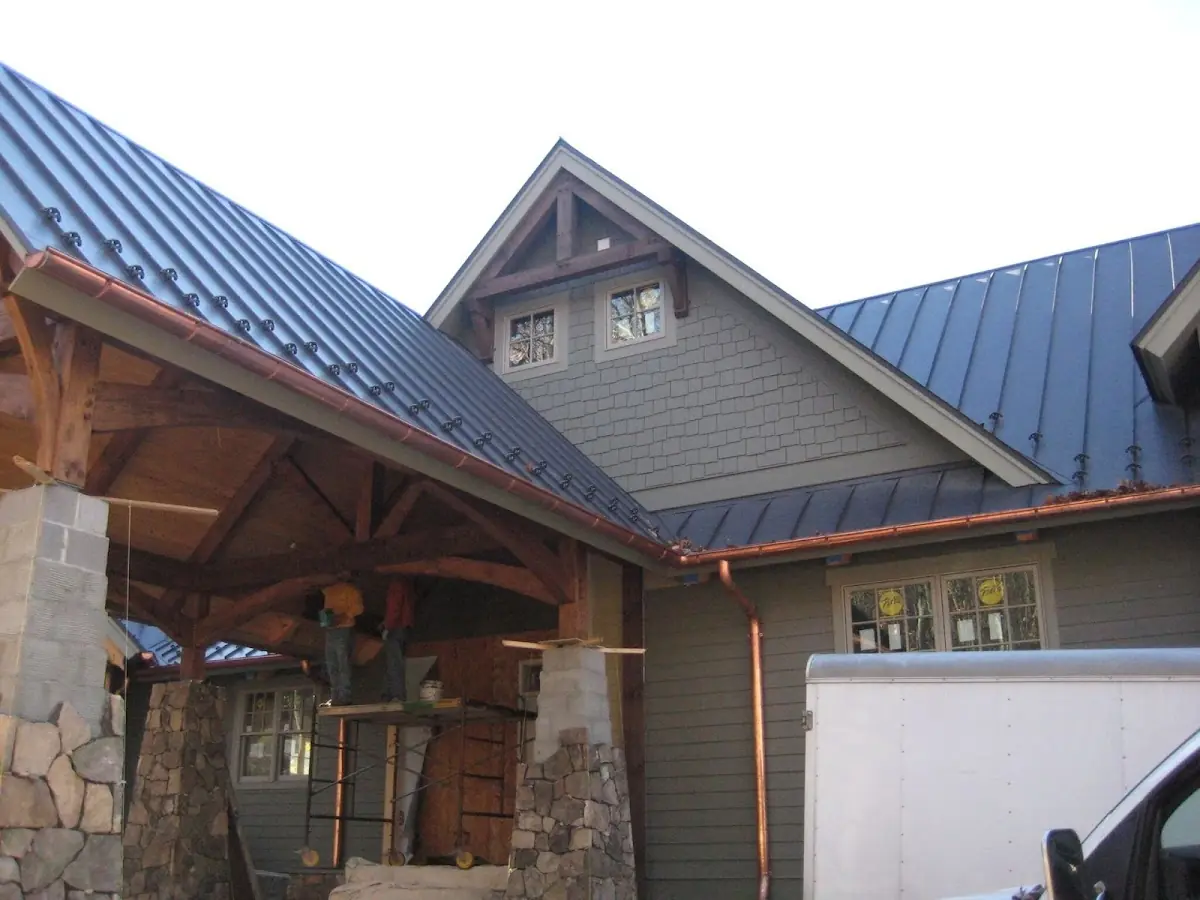 Craftsman Roofing team delivering quality roofing work in Southard
